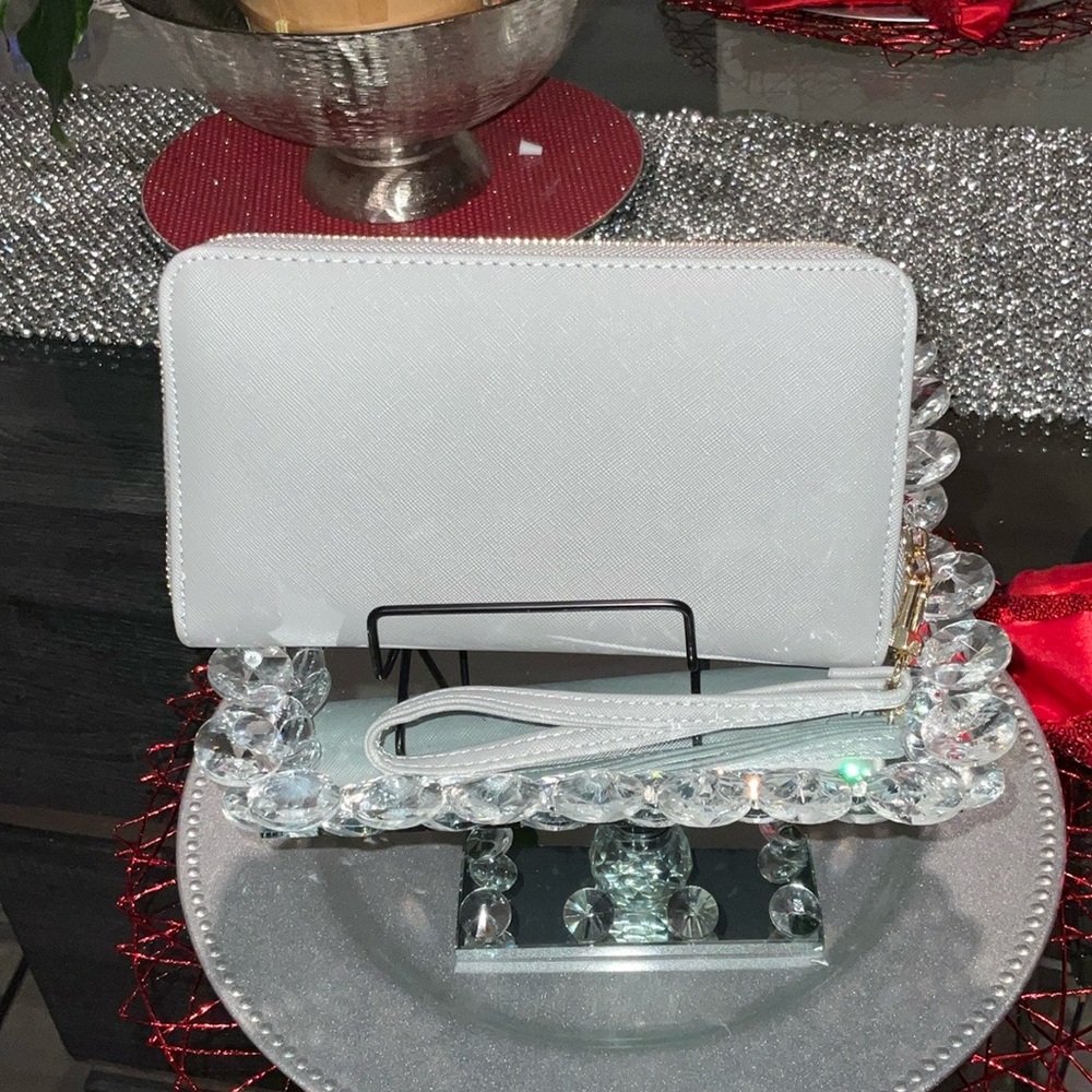 NWOT Betsey Johnson Wristlet Wallet - Picture 5 of 12